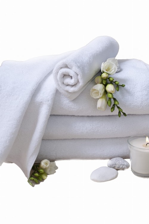 Białe ręczniki hotelowe Deluxe 500 g 100% bawełna w rozmiarach 30x50, 50x100, 70x140 cm