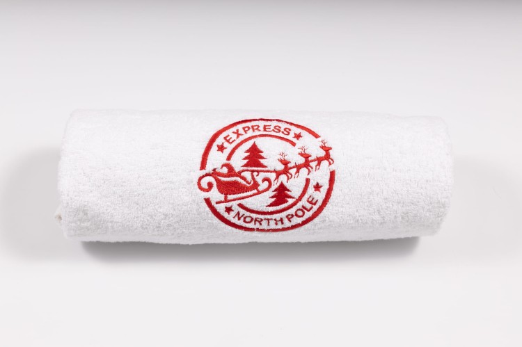 Świąteczny ręcznik z haftem znaczka pocztowego North Pole 70x140 cm