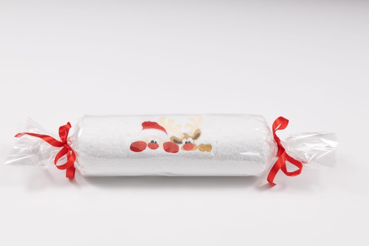 ręcznik świąteczny reniferi gwiazdor w celofanie.jpg