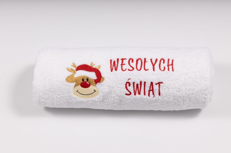 Świąteczny ręcznik z haftem renifera w czapce Mikołaja i napisem Wesołych Świąt 70x140 cm
