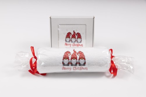 Zestaw świątecznych ręczników 70x140 i 50x100 cm z haftem krasnali – duży w celofanie, mały w pudełku z okienkiem