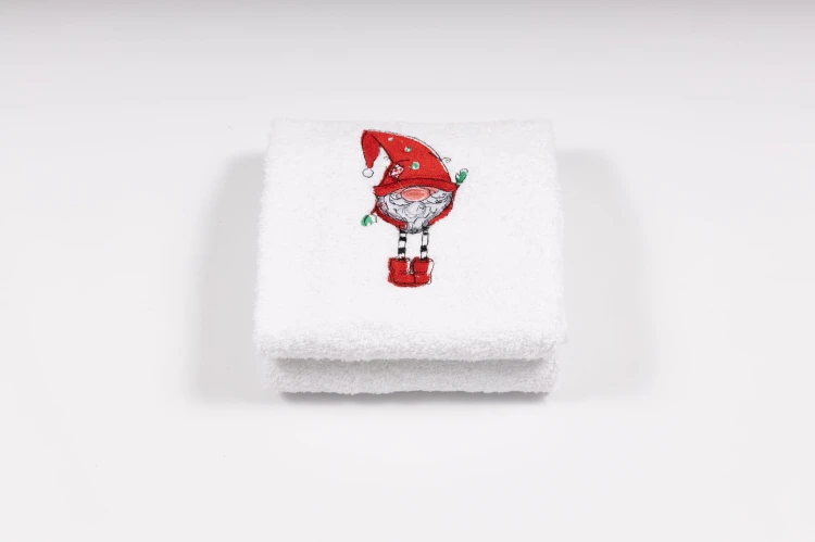 ręcznik świąteczny krasnal.jpg