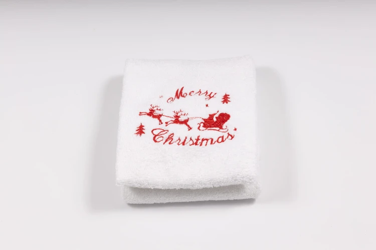 Świąteczny ręcznik do rąk 50x100 cm z haftem reniferów i Merry Christmas