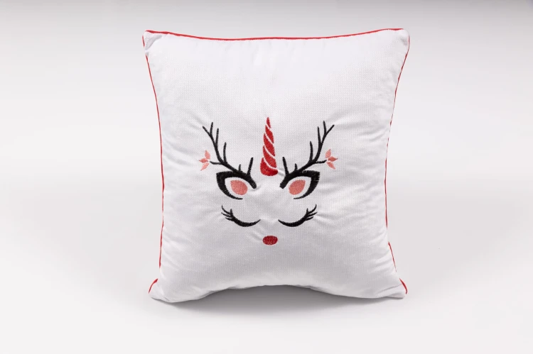 poduszka świąteczna  jednorożec biała.jpg