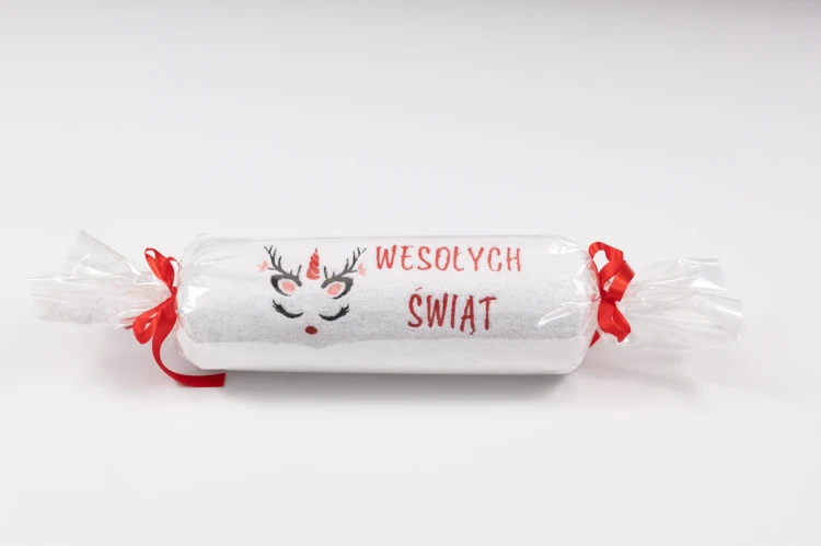 ręcznik świąteczny jednorożec w celofanie.jpg
