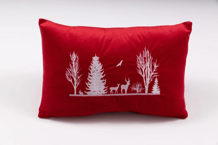 poduszka świąteczna  zimowy krajobraz czerwona.jpg