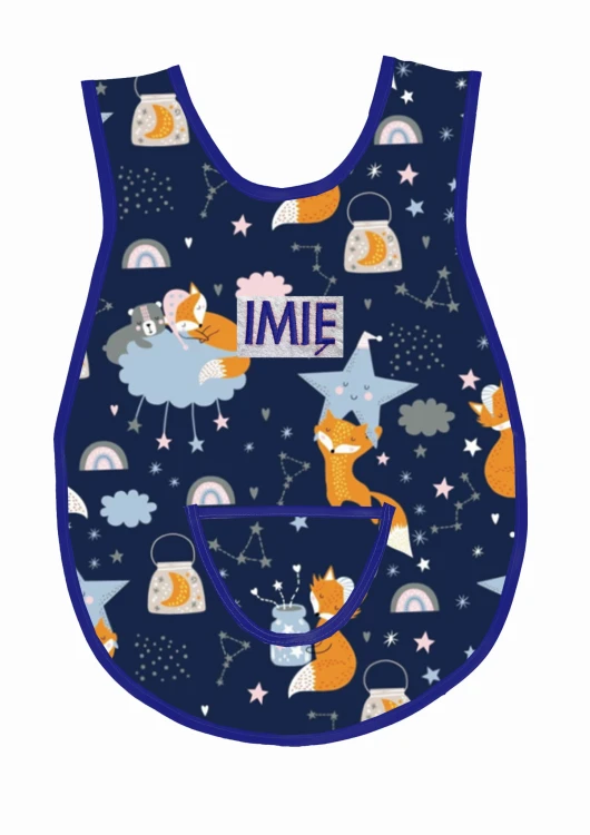 fartuszek śpiące liski gwizadki chmurki lisek wz 1342  granatowa lamówka.jpg