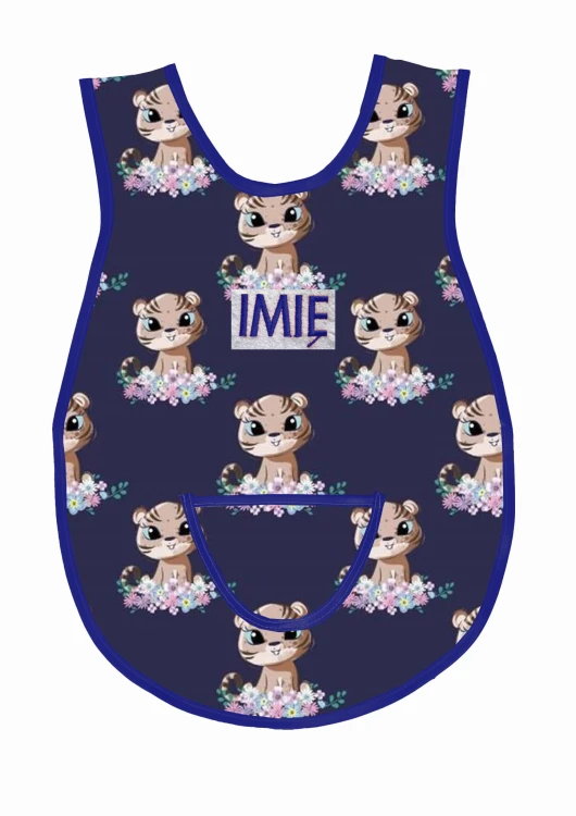 fartuszek tygryski w kwiatach granatowe tło wz 1570 granatowa lamówka.jpg