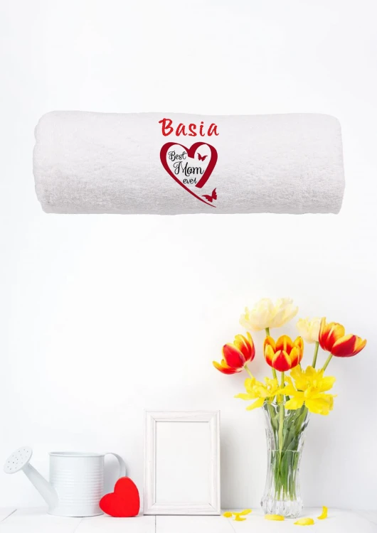 Ręcznik z personalizowanym haftem na Dzień Mamy biały, bawełna frotte 500 g,  zapakowany na prezent