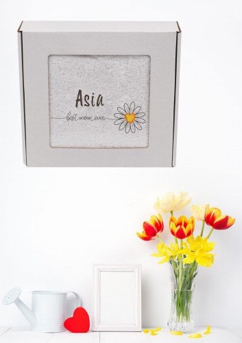 Ręcznik z haftem na Dzień Mamy.jpg