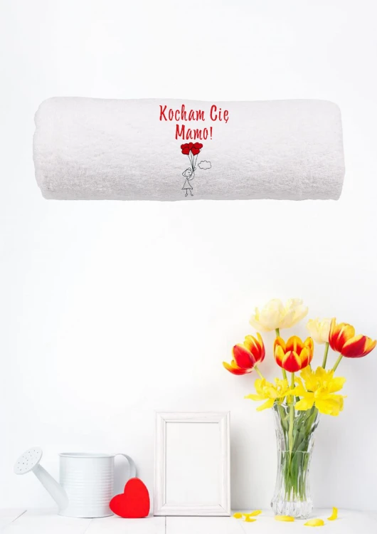 Ręcznik z personalizowanym haftem na Dzień Mamy biały, bawełna frotte 500 g,  zapakowany na prezent