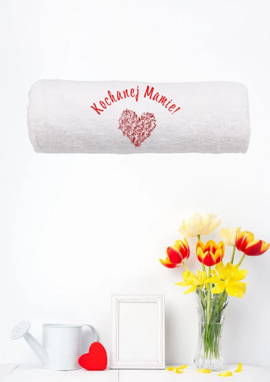 Ręcznik z haftem na Dzień Mamy.jpg