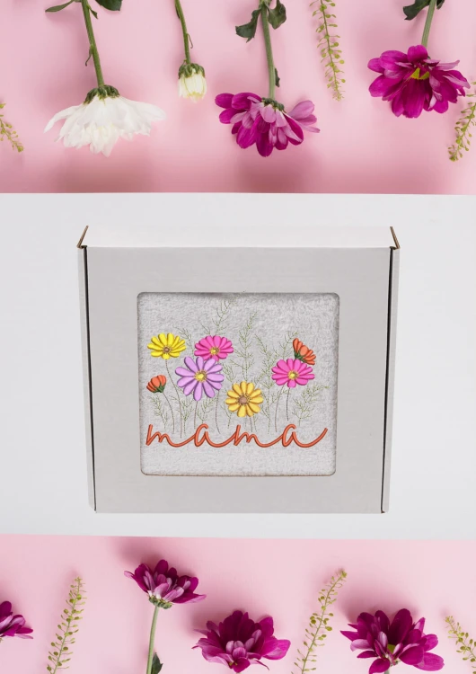 Ręcznik z  haftem na Dzień Mamy.jpg