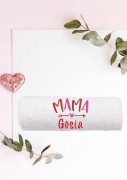 Ręcznik z personalizowanym haftem na Dzień Mamy biały, bawełna frotte 500 g,  zapakowany na prezent