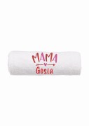 Ręcznik z personalizowanym haftem na Dzień Mamy biały, bawełna frotte 500 g,  zapakowany na prezent