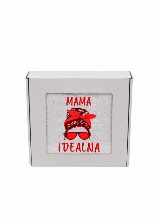 Ręcznik z personalizowanym haftem na Dzień Mamy biały, bawełna frotte 500 g,  zapakowany na prezent w pudełko z okienkiem