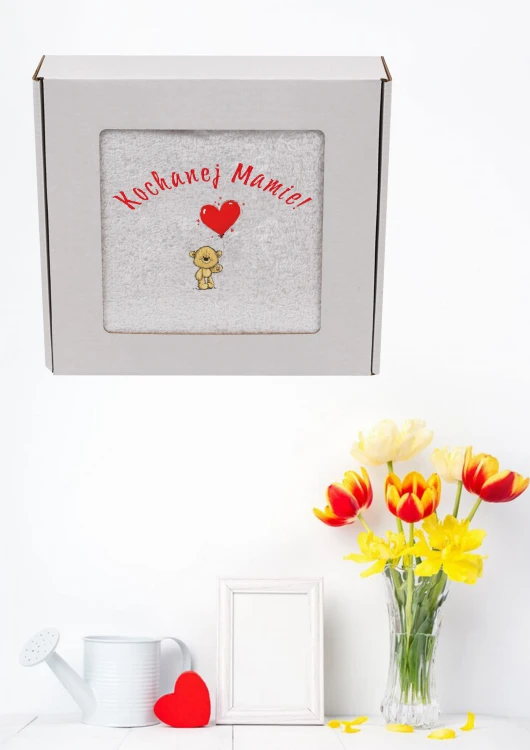 Ręcznik z haftem na Dzień Mamy.jpg