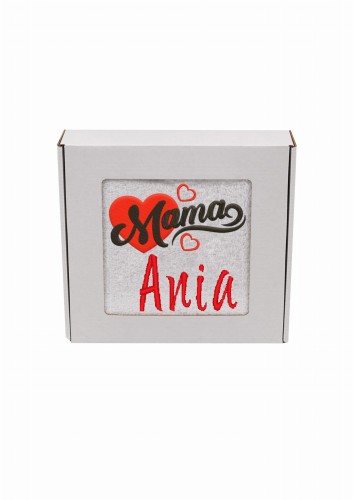 Ręcznik z personalizowanym haftem na Dzień Mamy biały, bawełna frotte 500 g,  zapakowany na prezent w pudełko z okienkiem