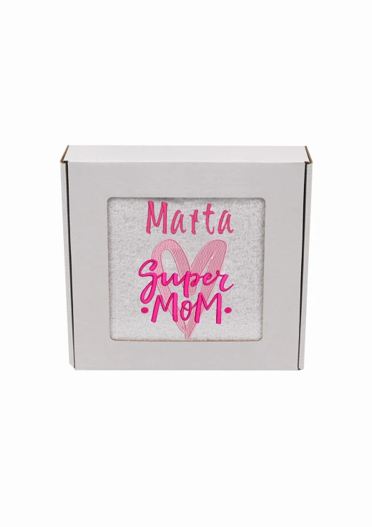 Ręcznik z haftem na Dzień Mamy.jpg