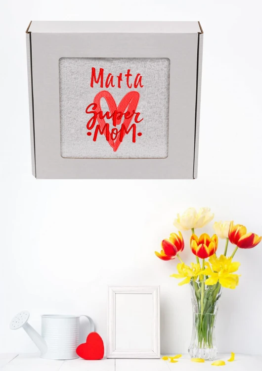 Ręcznik z haftem na Dzień Mamy.jpg