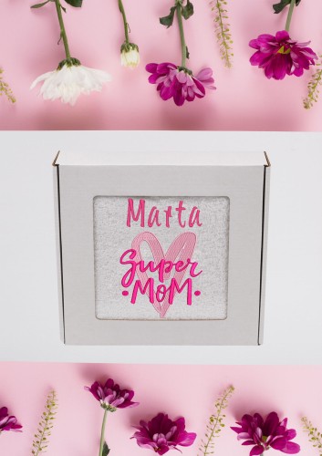 Ręcznik z haftem na Dzień Mamy.jpg