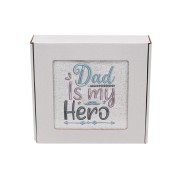 Biały ręcznik z haftem dla taty "Dad is my Hero" 50x100 cm.