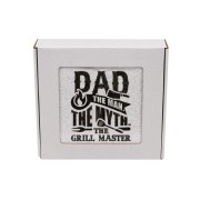 Biały ręcznik z haftem dla taty "Dad the myth" 50x100 cm.