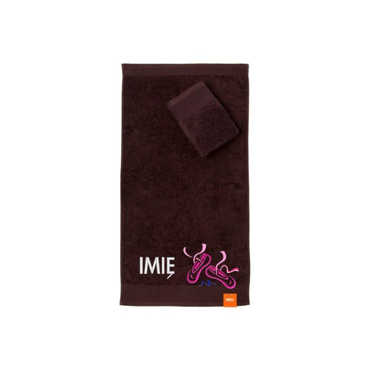 Ręcznik do przedszkola z haftem baletek i imieniem dziecka, bawełna premium 500g.