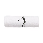 Personalizowany biały ręcznik z haftem sylwetki kobiety grającej w golfa, wykonany z miękkiej bawełny 500g, zwinięty w rulon.