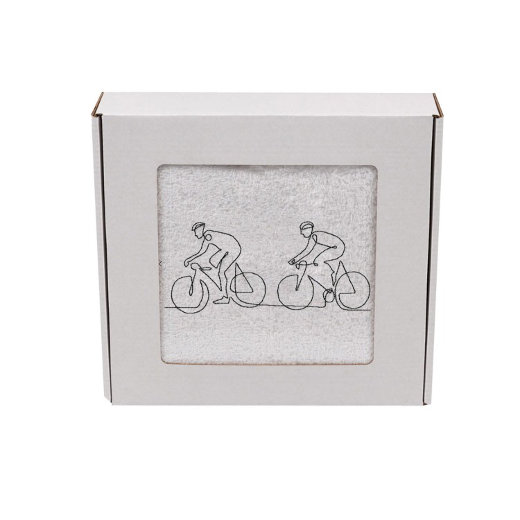 Ręcznik z haftem rowerzyści