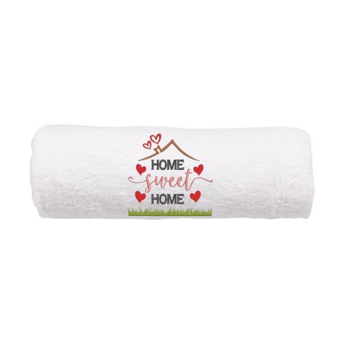 Biały ręcznik z haftem Home Sweet Home z motywem domu i serduszek.
