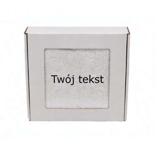 Personalizowany ręcznik z haftem wykonany ze stuprocentowej bawełny o gramaturze 500g w kolorze bialym