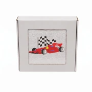 Elegancki ręcznik bawełniany 500g z haftem Formuły 1 zapakowany w pudełko z okienkiem – personalizowany prezent dla fana motorsportu