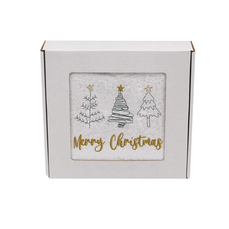 Elegancki świąteczny ręcznik frotte 500g z precyzyjnym haftem przedstawiającym trzy stylizowane choinki ze złotymi gwiazdami oraz złoty napis Merry Christmas, idealny na prezent.