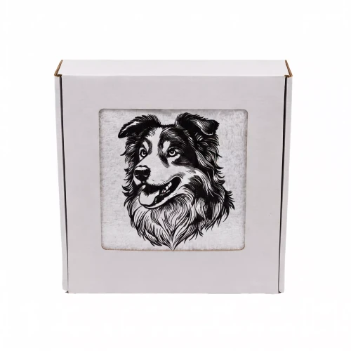 Elegancki ręcznik bawełniany z haftem portretu border collie w ozdobnym pudełku prezentowym gotowym do wręczenia.