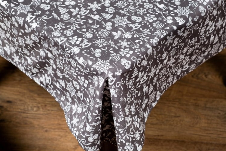 obrus świąteczny.jpg